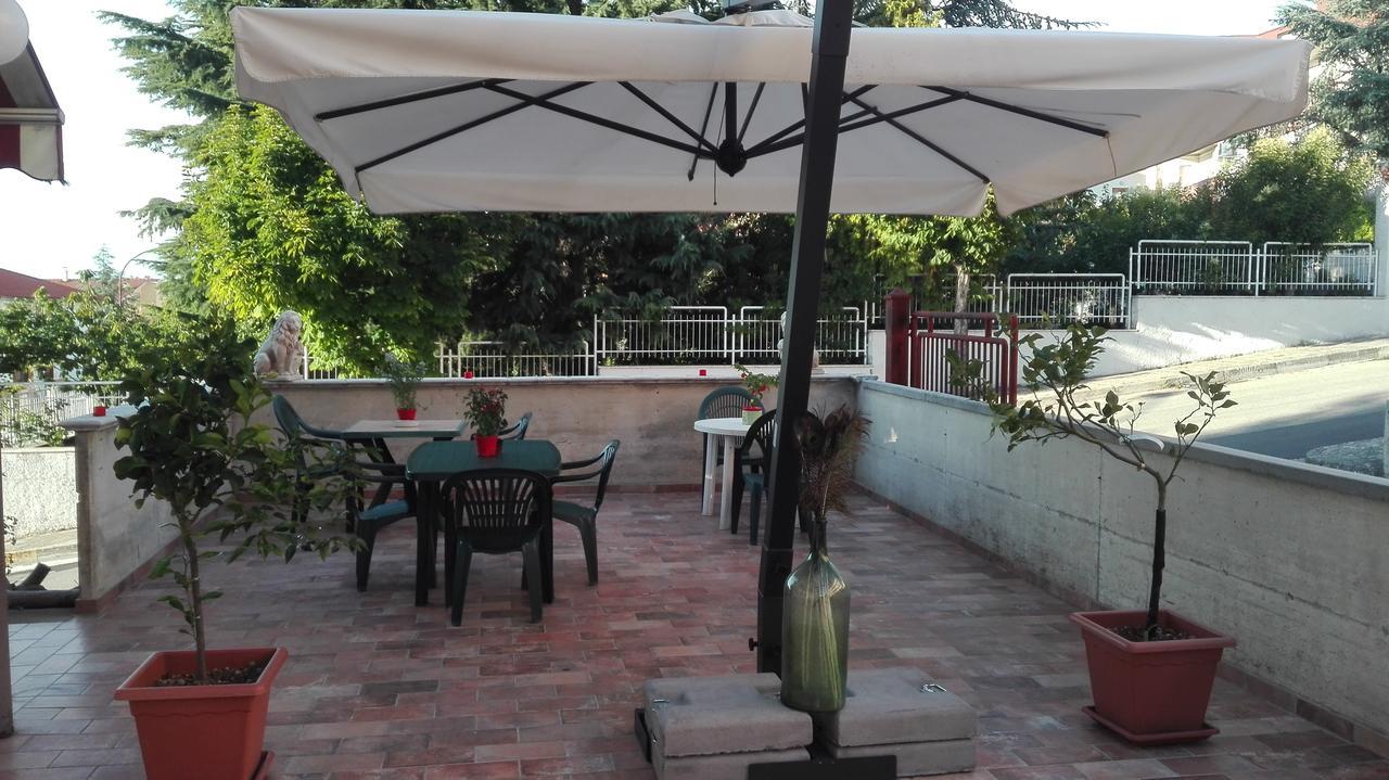 Hotel Leon D'Oro Castel Frentano Exterior foto